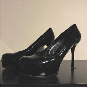 YSL tribtoo patent pump size 8.5